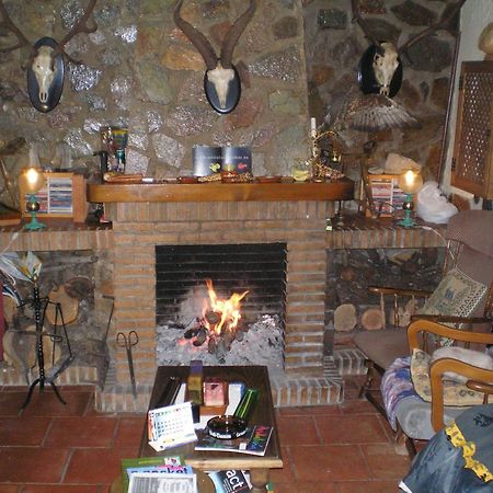 خاين Alojamiento Rural La Caseria De Piedra Restaurante المظهر الخارجي الصورة