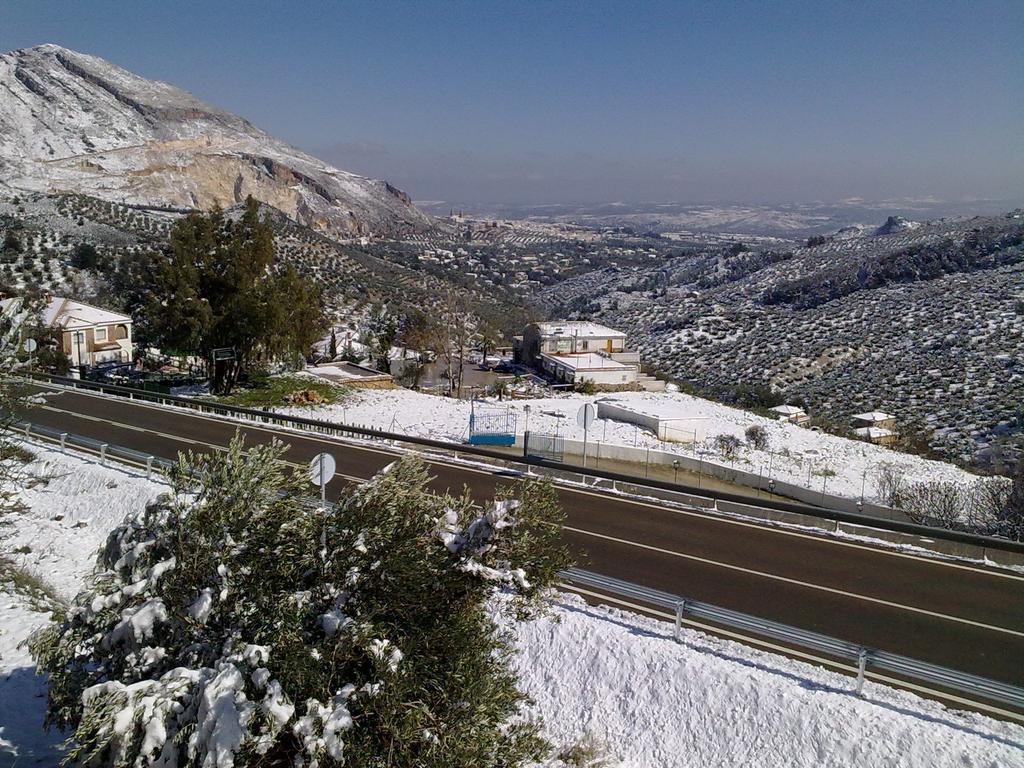 خاين Alojamiento Rural La Caseria De Piedra Restaurante المظهر الخارجي الصورة