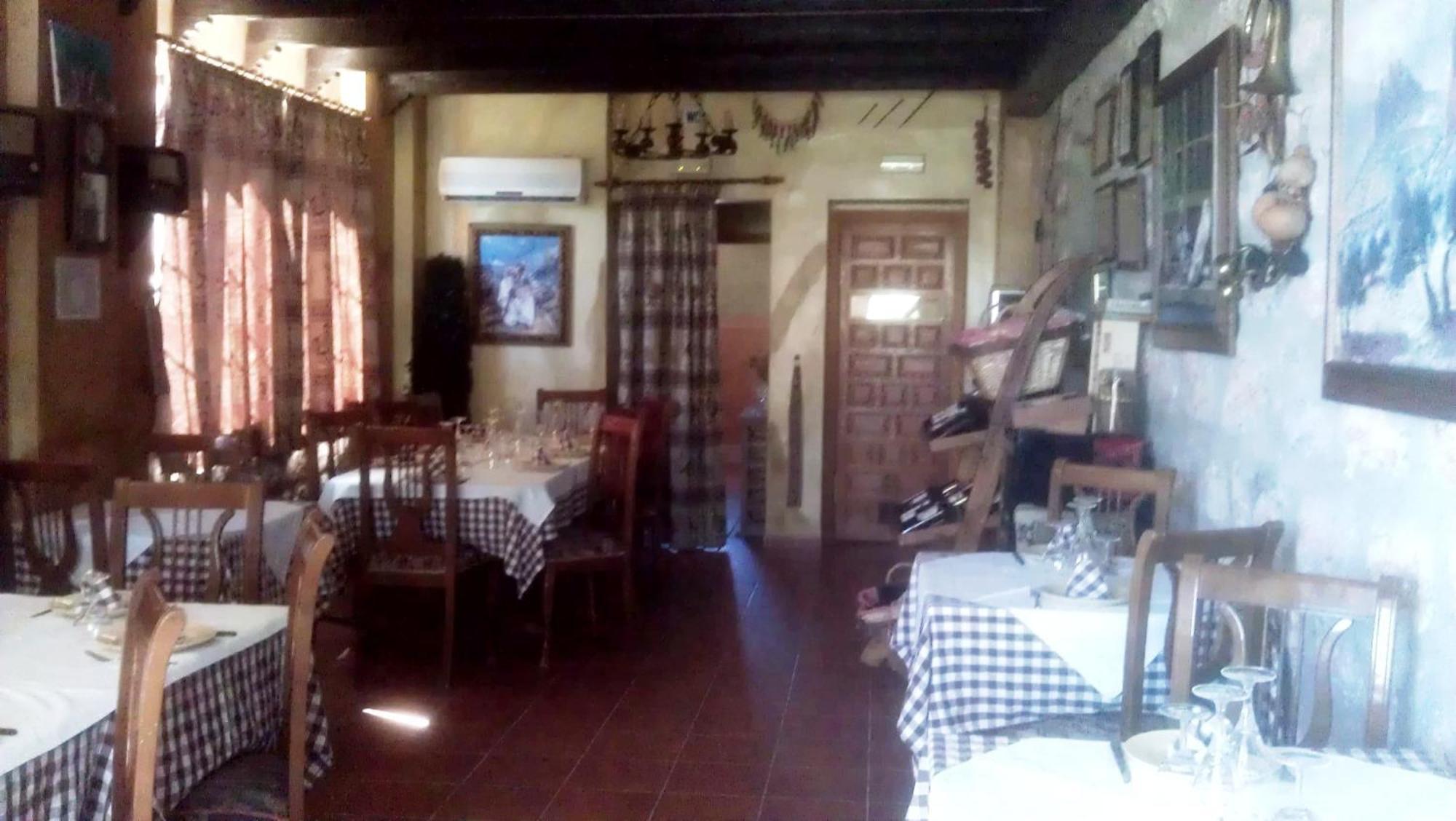 خاين Alojamiento Rural La Caseria De Piedra Restaurante المظهر الخارجي الصورة