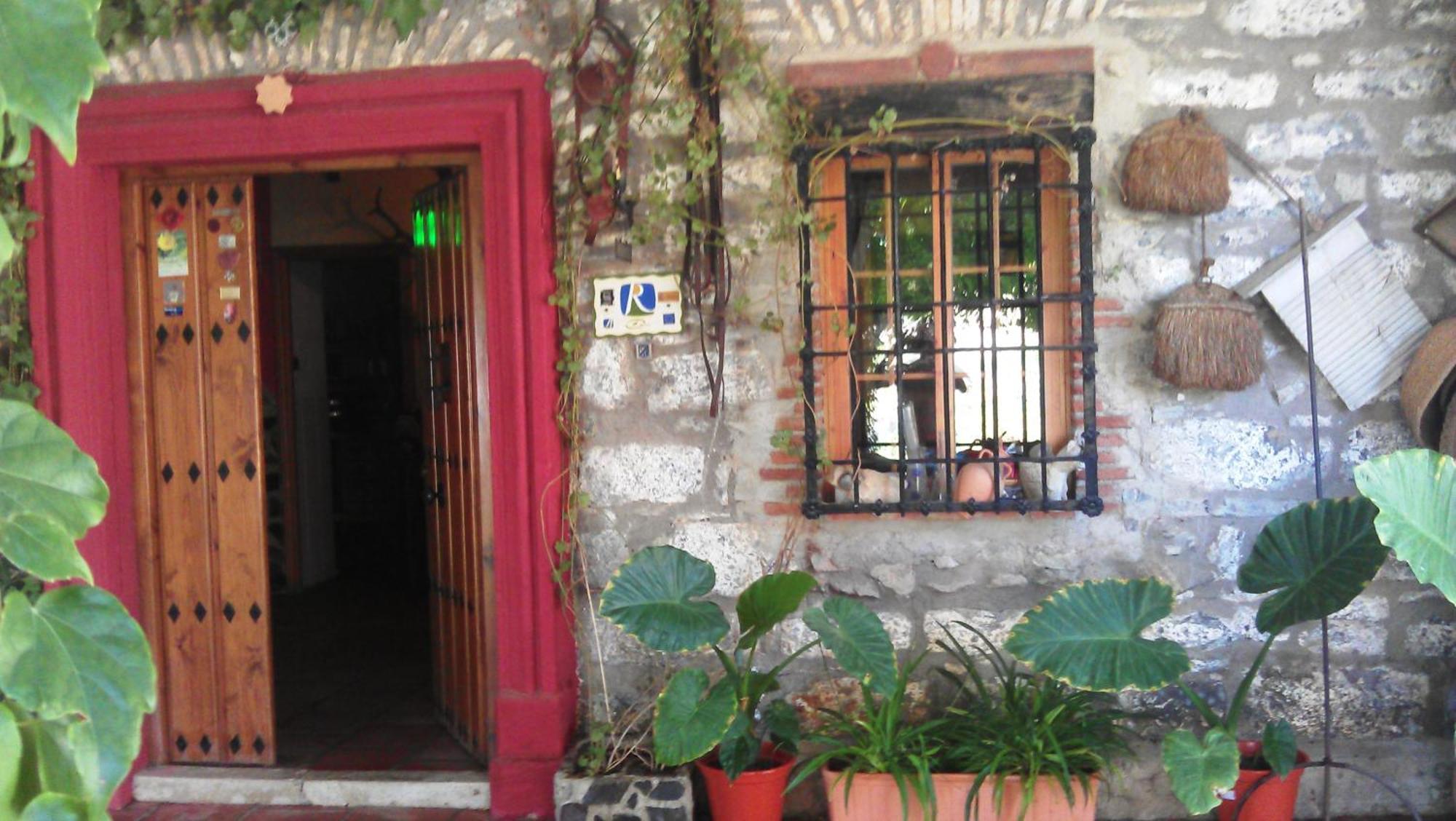 خاين Alojamiento Rural La Caseria De Piedra Restaurante المظهر الخارجي الصورة