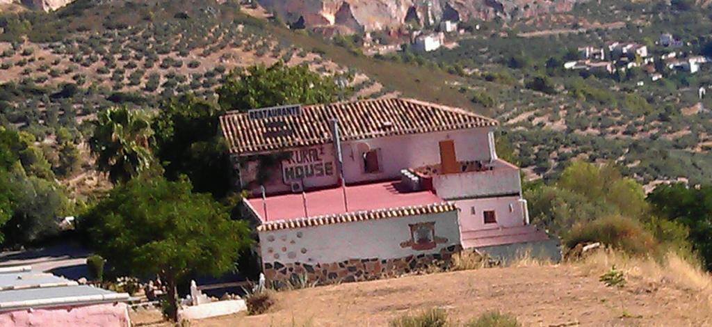 خاين Alojamiento Rural La Caseria De Piedra Restaurante المظهر الخارجي الصورة
