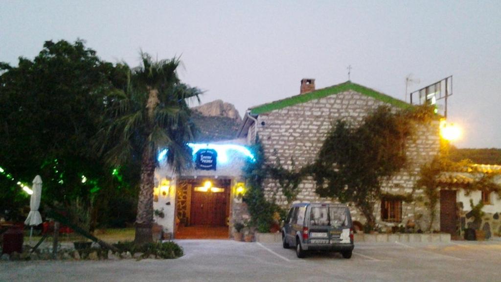 خاين Alojamiento Rural La Caseria De Piedra Restaurante المظهر الخارجي الصورة