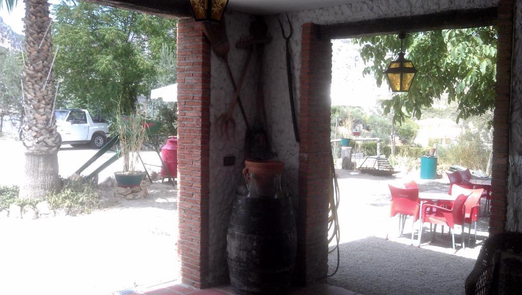 خاين Alojamiento Rural La Caseria De Piedra Restaurante المظهر الخارجي الصورة