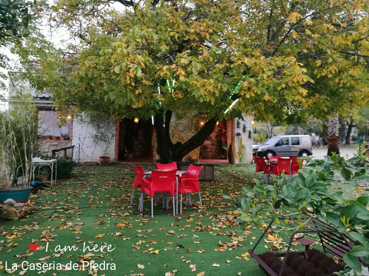 خاين Alojamiento Rural La Caseria De Piedra Restaurante المظهر الخارجي الصورة