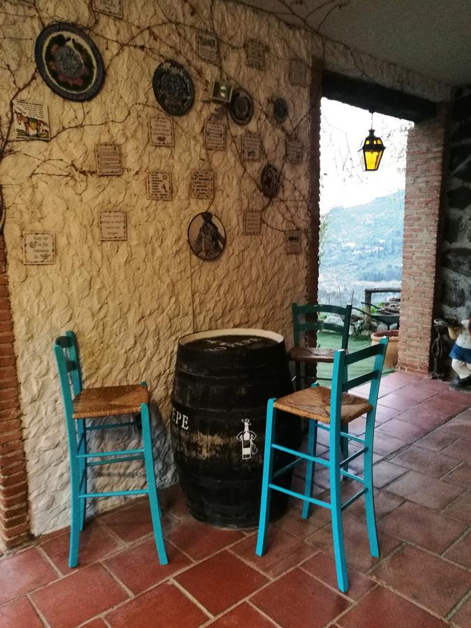 خاين Alojamiento Rural La Caseria De Piedra Restaurante المظهر الخارجي الصورة